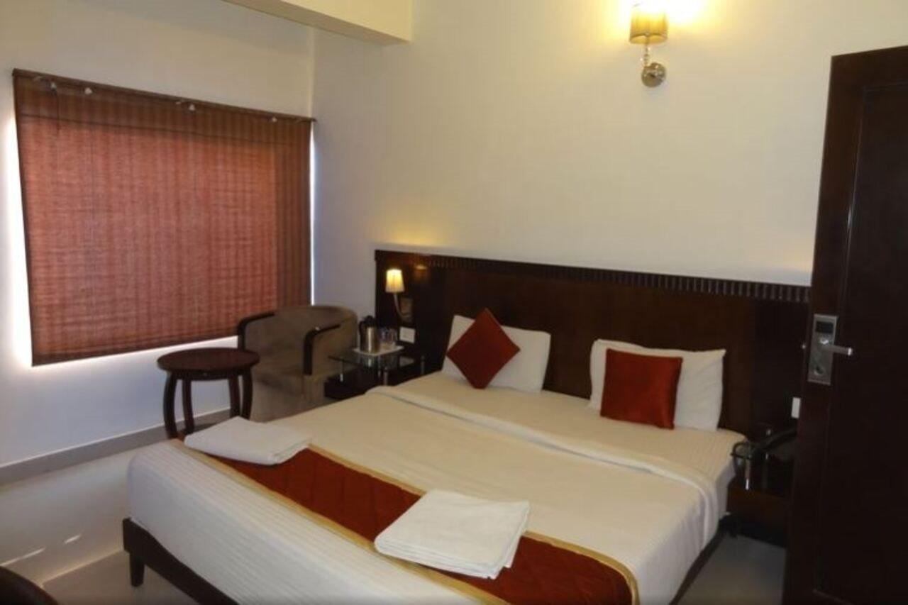Hotel Amshi International Bangalore Exterior photo